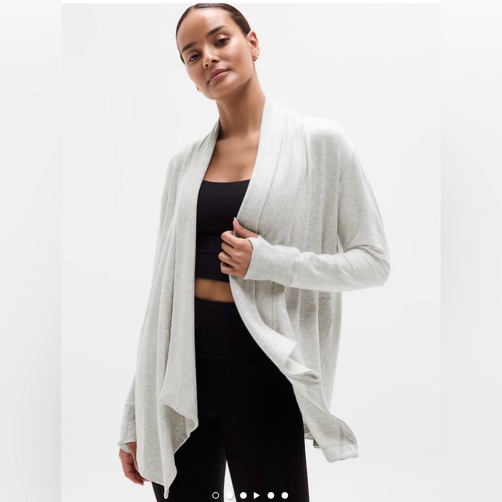Athleta Pranayama Restore Wrap